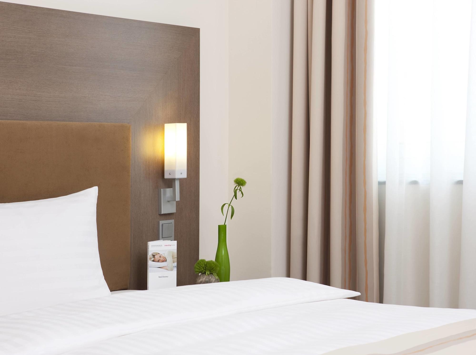 Hotel Intercityhotel 4*
