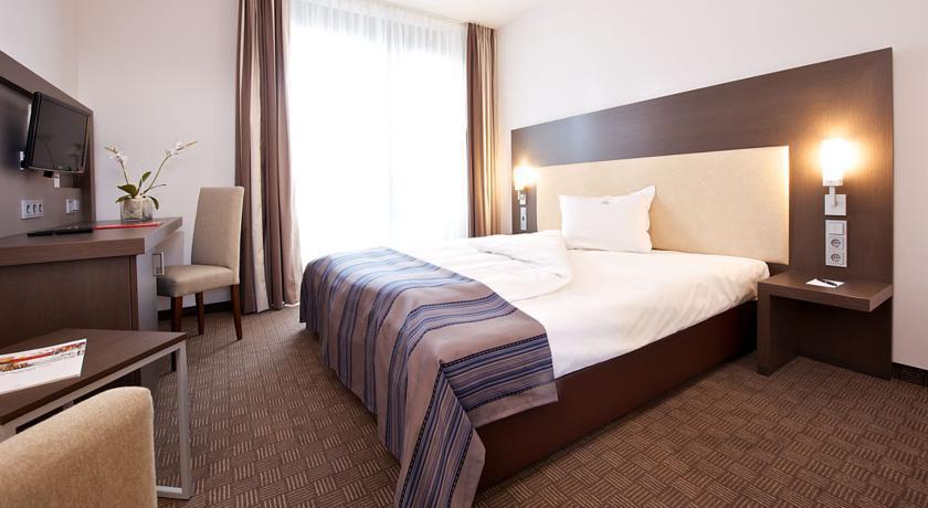 Intercityhotel Hotel 4*
